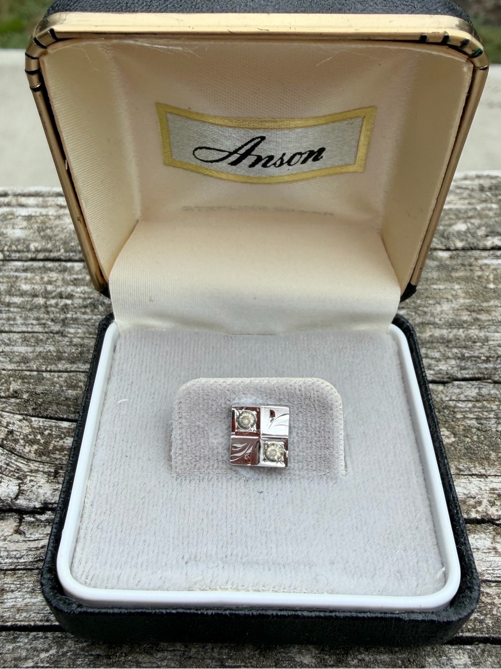 Anson Vintage New Never Used Tie Tac Silver with crystal & etching